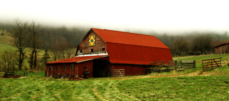 Red barn in Ashe County